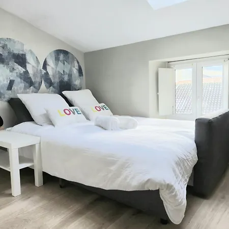 L'aquarelle - Bord Du Clain, Calme, Netflix פואטייה