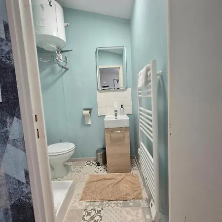 L'aquarelle - Bord Du Clain, Calme, Netflix * Poitiers